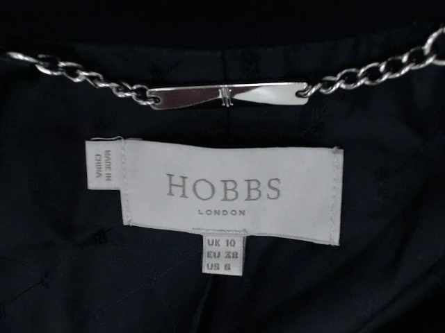 Blazer Hobbs – photo 3